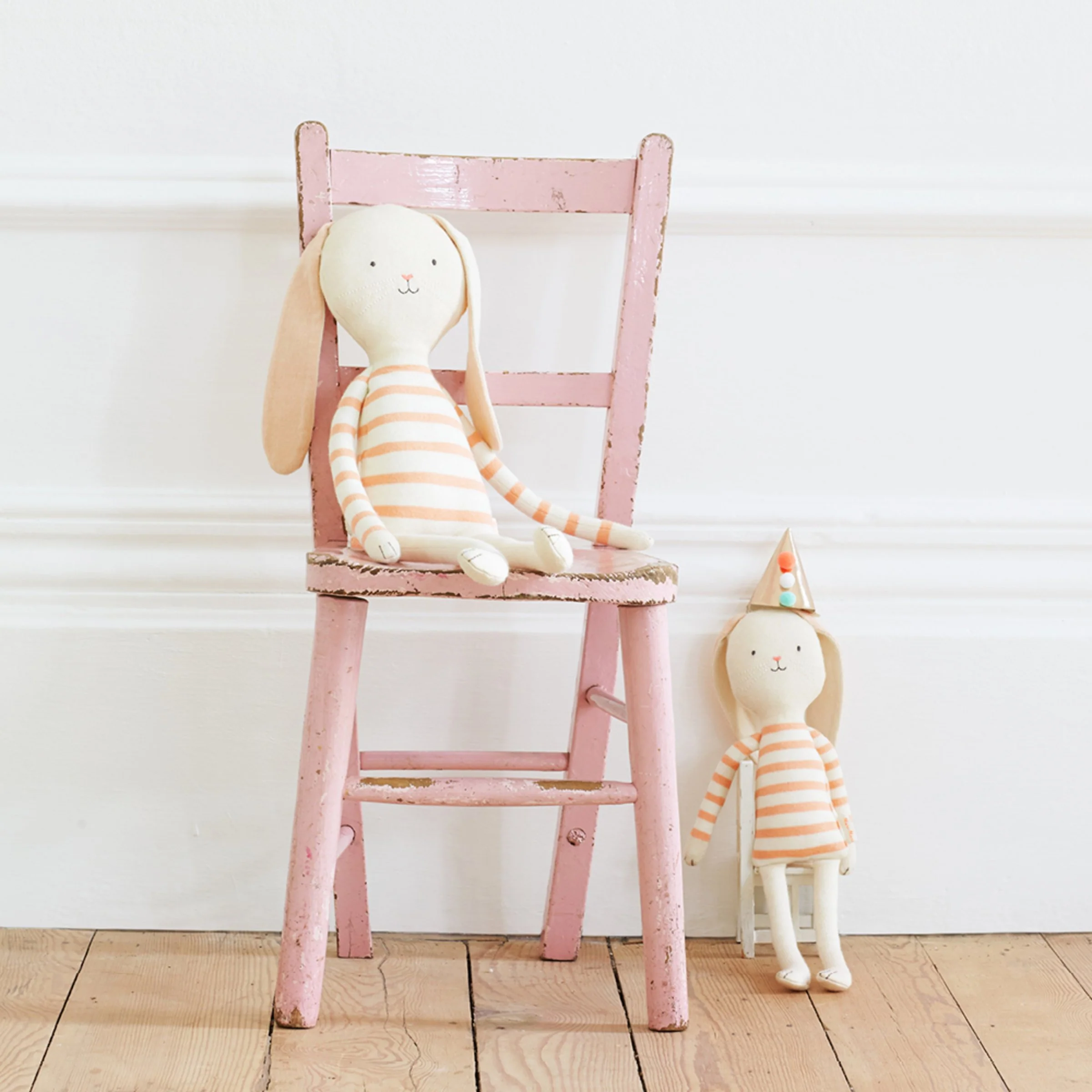 Alfalfa Bunny Large Toy - Image 7