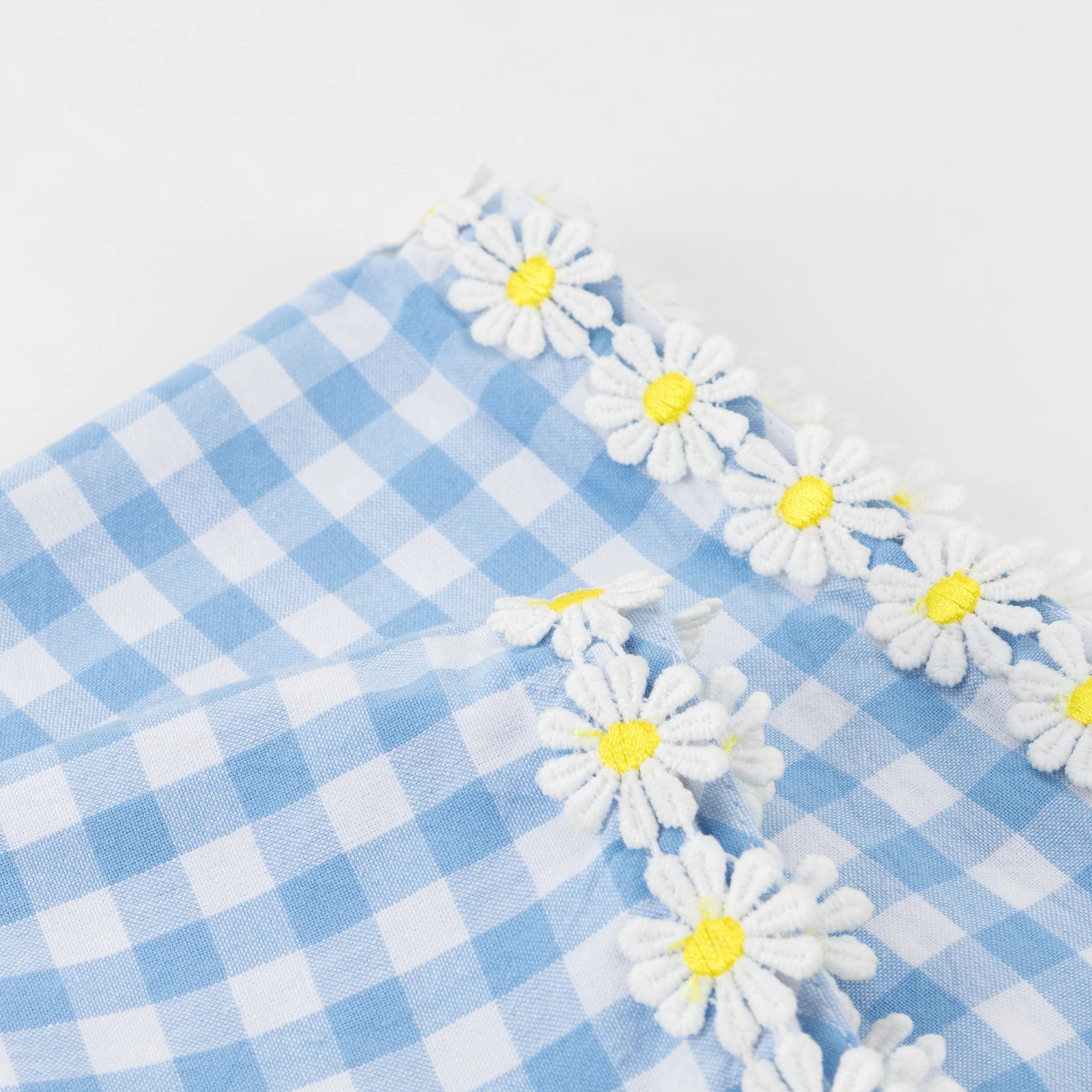 Daisy Edge Gingham Fabric Napkins (x 4) - Image 4