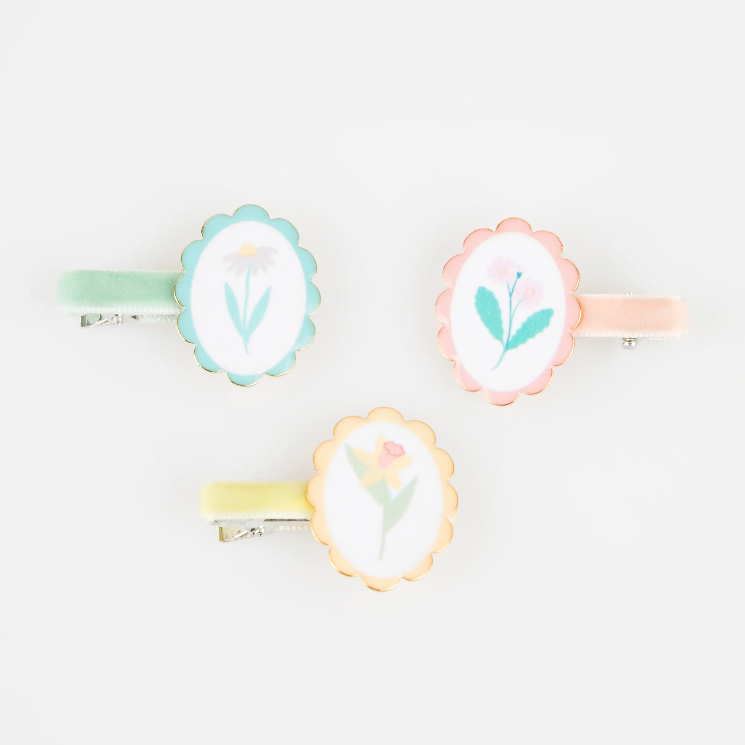 Flower Cameo Hair Clips (x 6) - Image 3