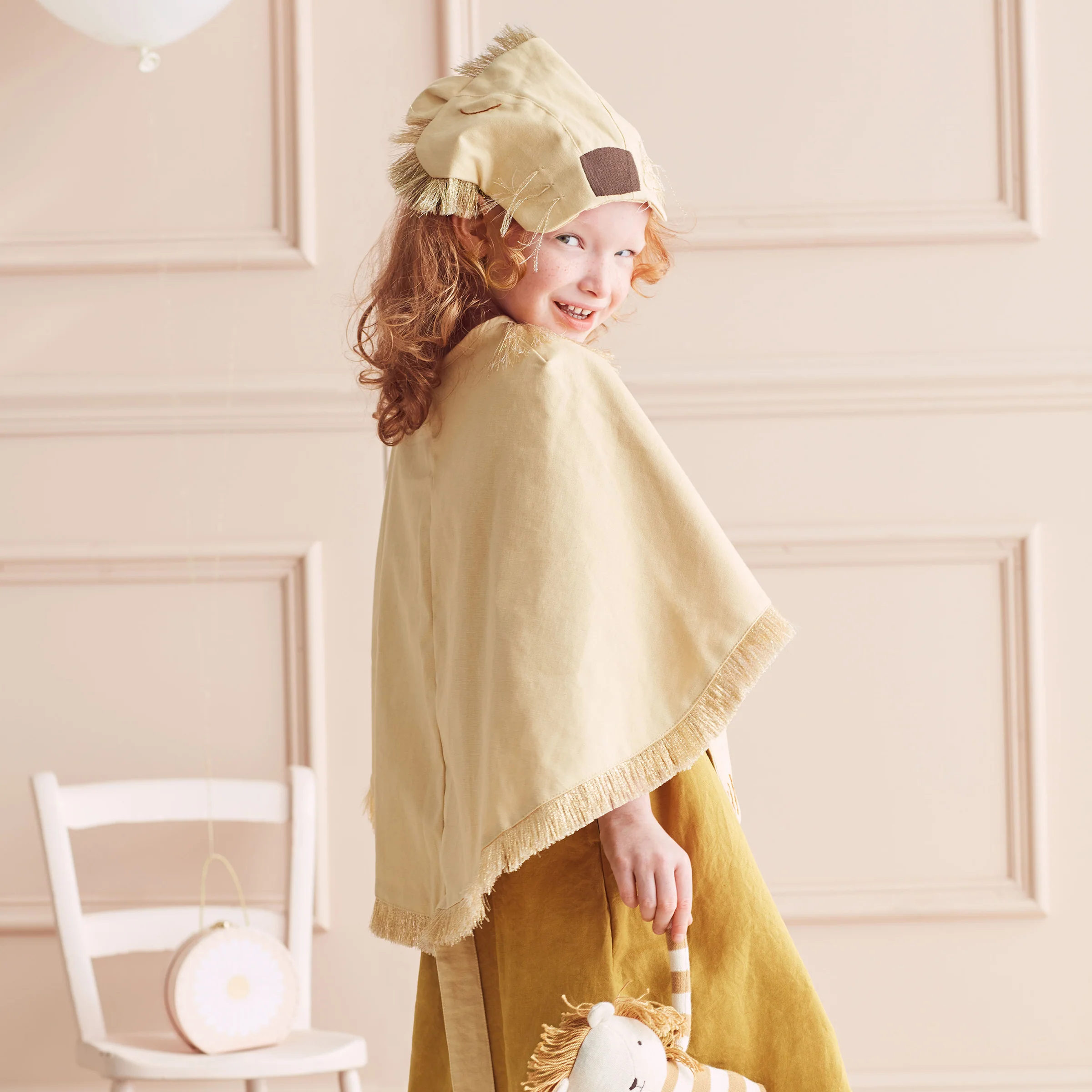 Lion Costume - Image 9