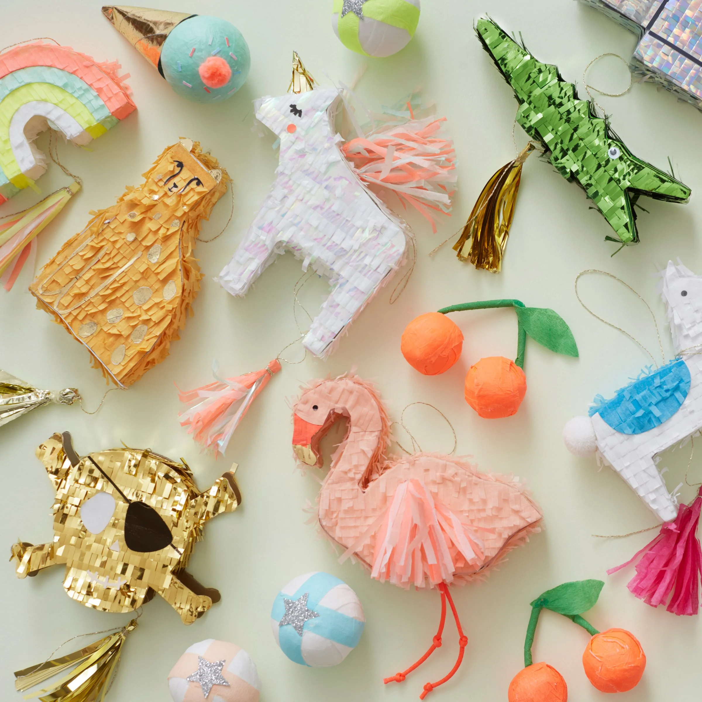 Unicorn Piñata Favour - Image 6